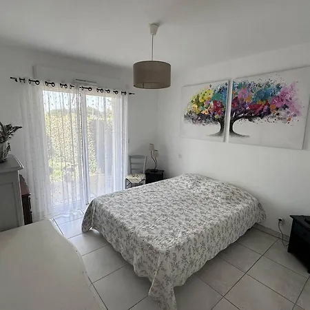 Appartement T2 Avec Jardin Privatif Et Piscine, A 130M De La Plage - Les Issambres - Fr-1-768-41 Apartment Les Issambres